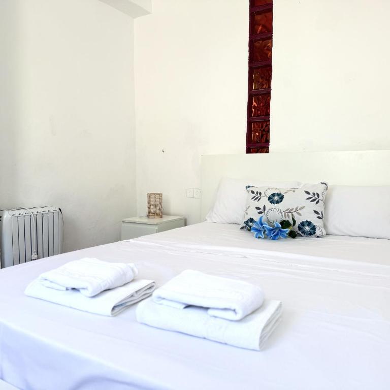 Beachfront Paradise By Gloove - Studio Standard - 13