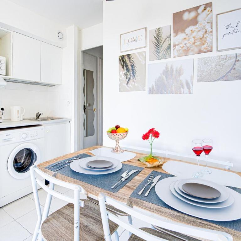 La Palme d'Azur - Appartement 1 Chambre avec Balcon et Vue sur Mer - 9