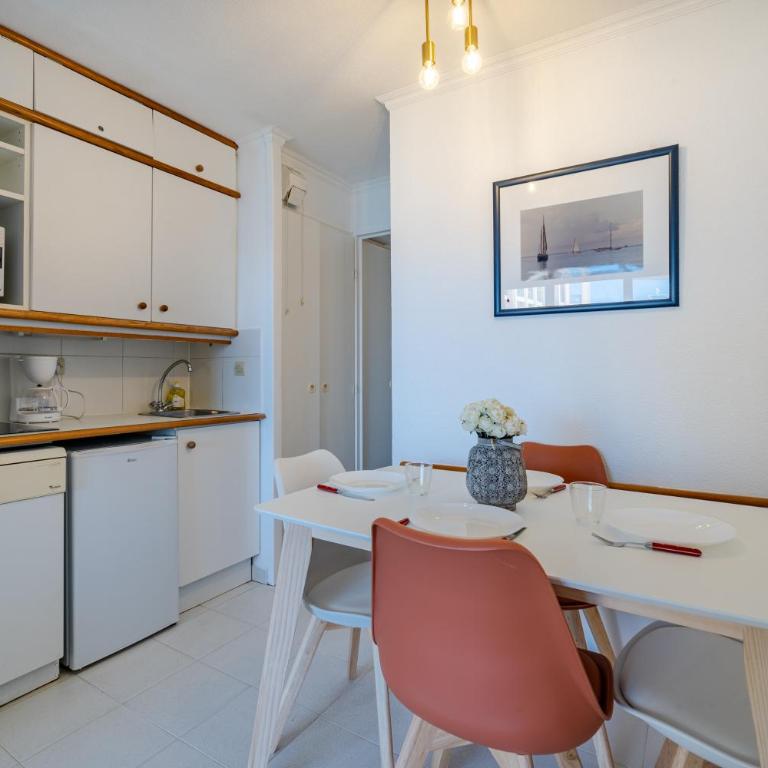 La Palme d'Azur - Appartement 1 Chambre avec Balcon et Vue sur Mer - 4