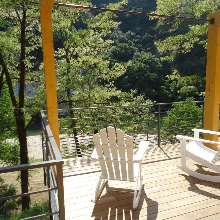 Prehistoric Lodge - Adult Only - Chambre Double avec Terrasse - Vue sur la Rivière - 2