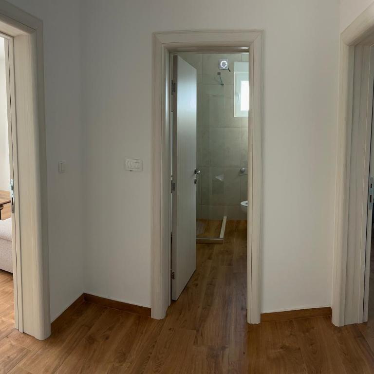 Lavender Apartment - One-Bedroom Apartment - 6