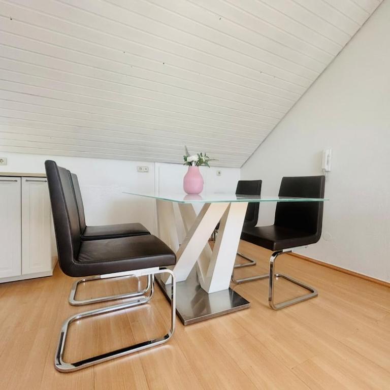 Bright attic apartment in Frauenland Hubland near university - Apartment mit 1 Schlafzimmer - 2