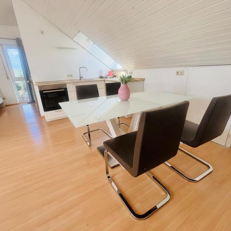 Bright attic apartment in Frauenland Hubland near university - Apartment mit 1 Schlafzimmer - 11