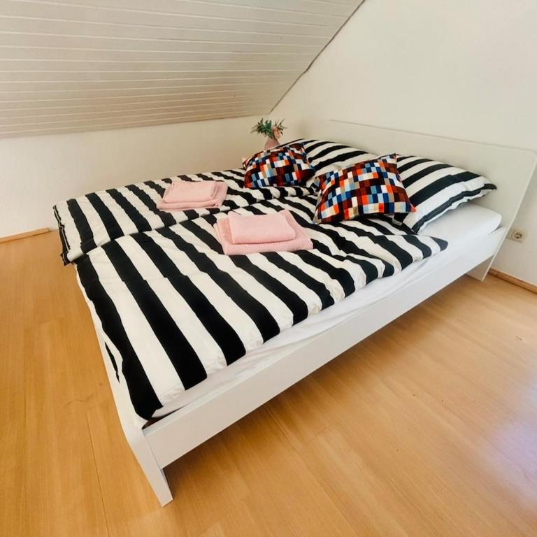 Bright attic apartment in Frauenland Hubland near university - Apartment mit 1 Schlafzimmer - 20