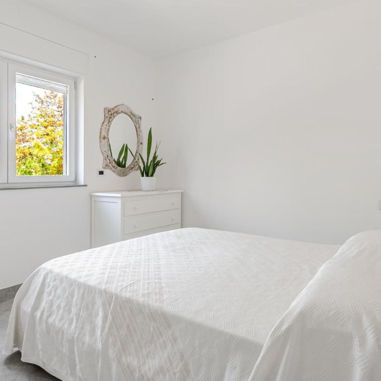 Rosamarina by Casasi Vacanze Otranto - Two-Bedroom Deluxe Apartment with Balcony - 12