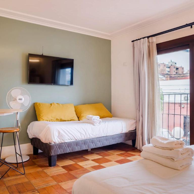 Your Urban Escape on Emilio Vaisse Studio - Apartment - 3