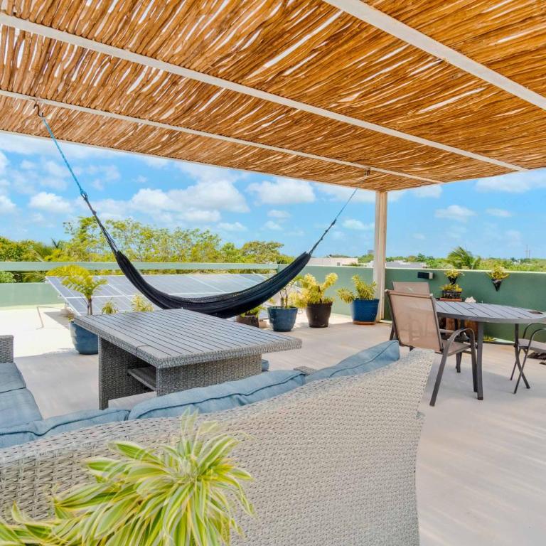 3 Bedroom Holiday Home with Rooftop on luxury neighborhood - fits 8 - Apartamento de 3 dormitorios - 3