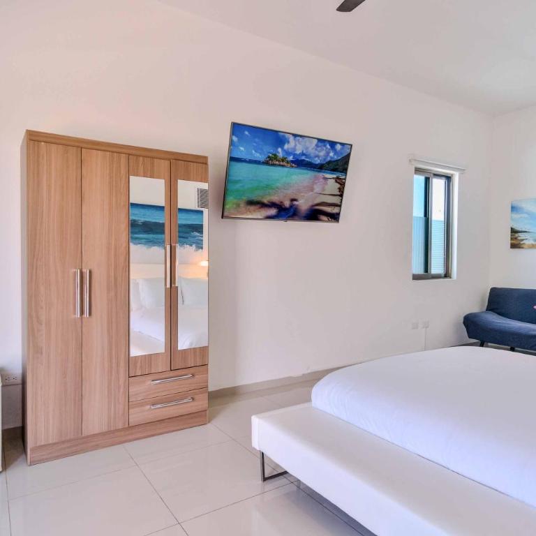 3 Bedroom Holiday Home with Rooftop on luxury neighborhood - fits 8 - Apartamento de 3 dormitorios - 29