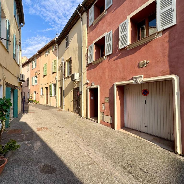 Les Volets Bleus - Confort & Charme Historique - Apartamento Estudio - 11