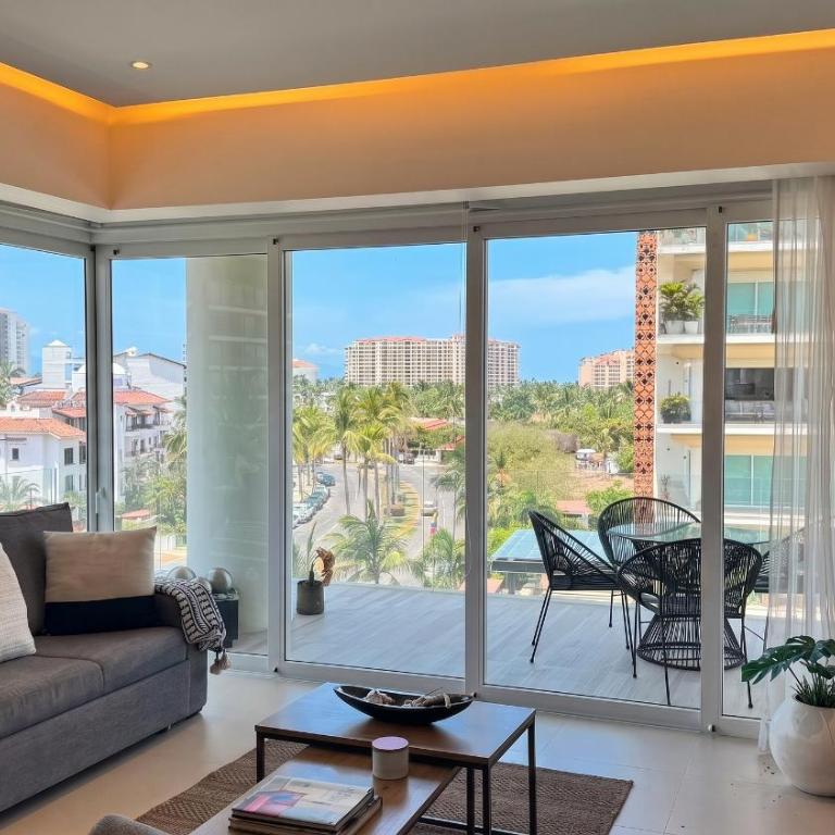 Luxury Vallarta Marina 1BR, 180° Balcony & Golf Views - Apartamento Premium de 1 dormitorio - 19