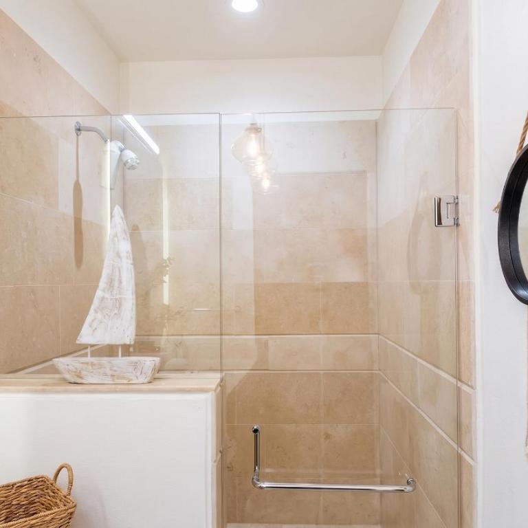 Luxury Vallarta Marina 1BR, 180° Balcony & Golf Views - Apartamento Premium de 1 dormitorio - 43