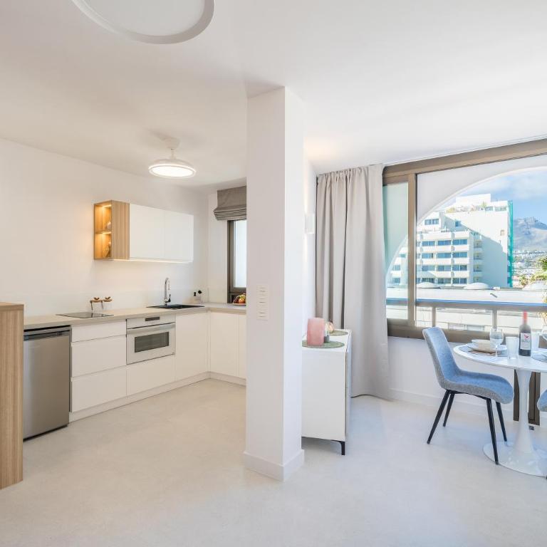 Parque Santiago II - Deluxe Suite - Las Americas, heated pool, ocean view, 250m to the beach - Deluxe Double Studio - 11