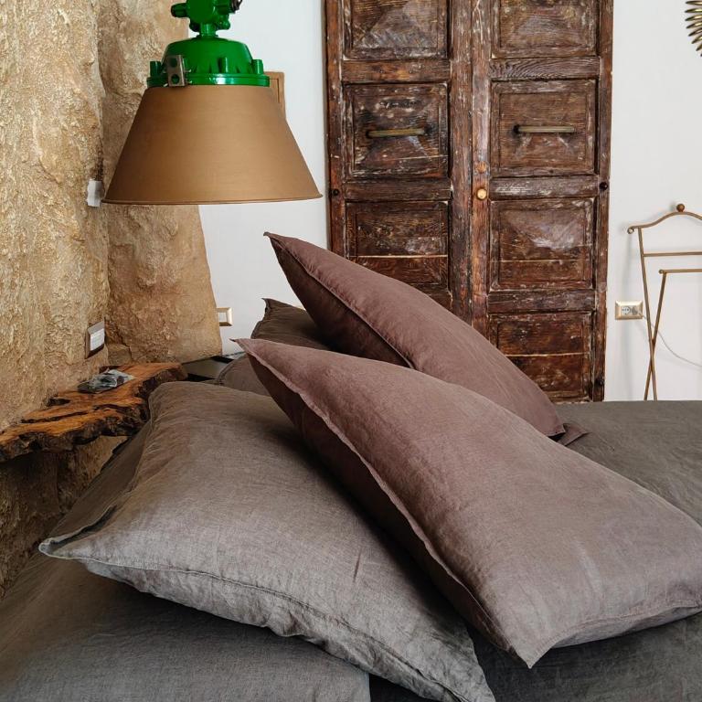 Lu Canaloni - Large Double Room - 6