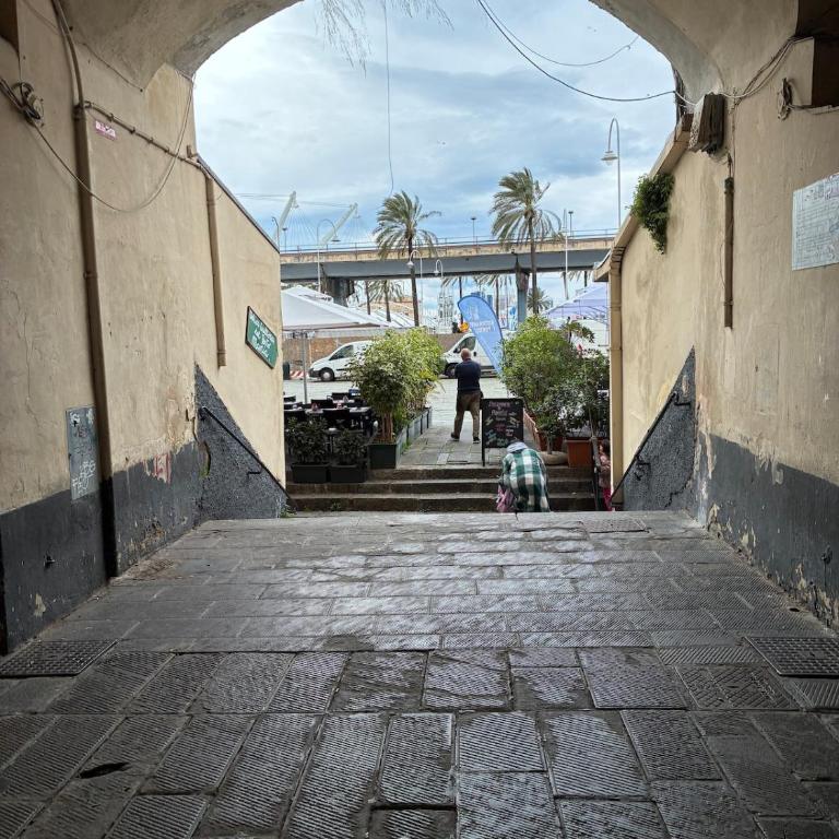 Acquario Genova Ascensore Centro - Appartamento con 1 Camera da Letto - 21
