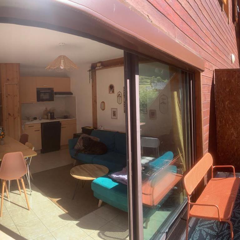 Triplex 6 personnes Chalet au pied des pistes - Appartement 3 Chambres - 6