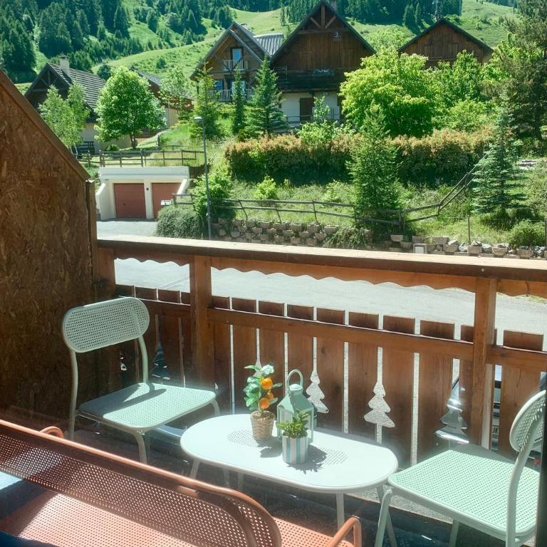 Triplex 6 personnes Chalet au pied des pistes - Appartement 3 Chambres - 3