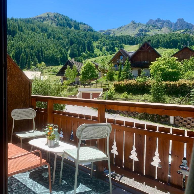Triplex 6 personnes Chalet au pied des pistes - Appartement 3 Chambres - 1
