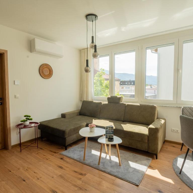 Apartment Center Korzo 2 - Apartman sa 2 Spavaće Sobe - 1