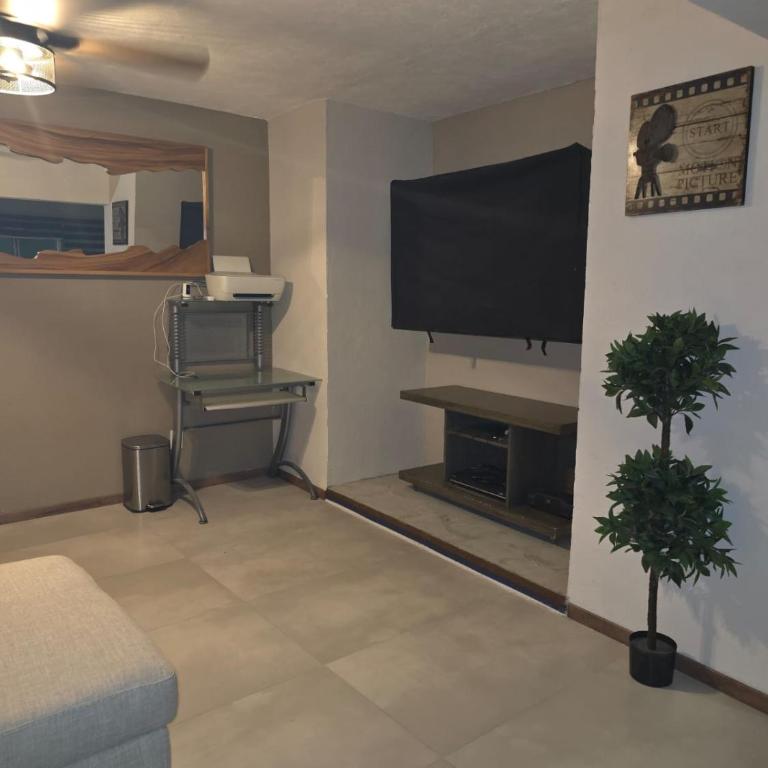 Casa Mezquite Tlaquepaque 15 mins from the Apto - Four-Bedroom House - 10
