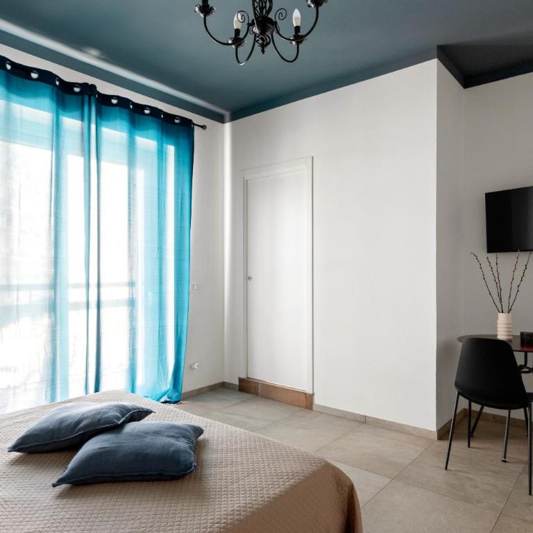B&B Tre e 14 - Near Ortigia & Neapolis Archaeological Park - Habitación Doble Deluxe con balcón - 1 o 2 camas - 5