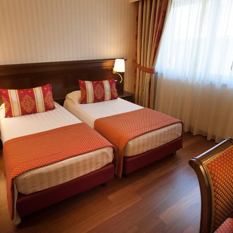 Hotel Calissano - Camera Matrimoniale - 13