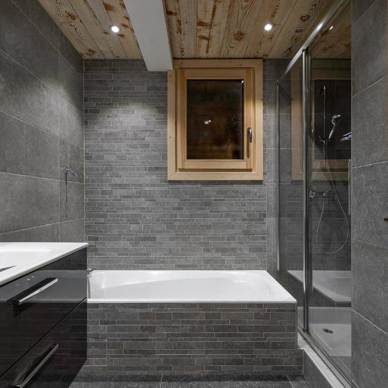 Chalet spacieux à Avoriaz, sur les pistes, pour 14 pers. avec sauna, home cinema et service premium - Chalet 3 Chambres - 7