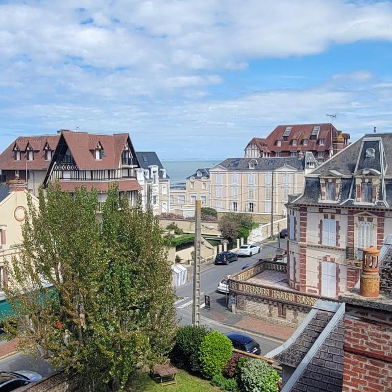 Aperçu mer - Cœur de Cabourg - Plage à 2 min - 2 à 4 pers - Apartment mit 1 Schlafzimmer - 1
