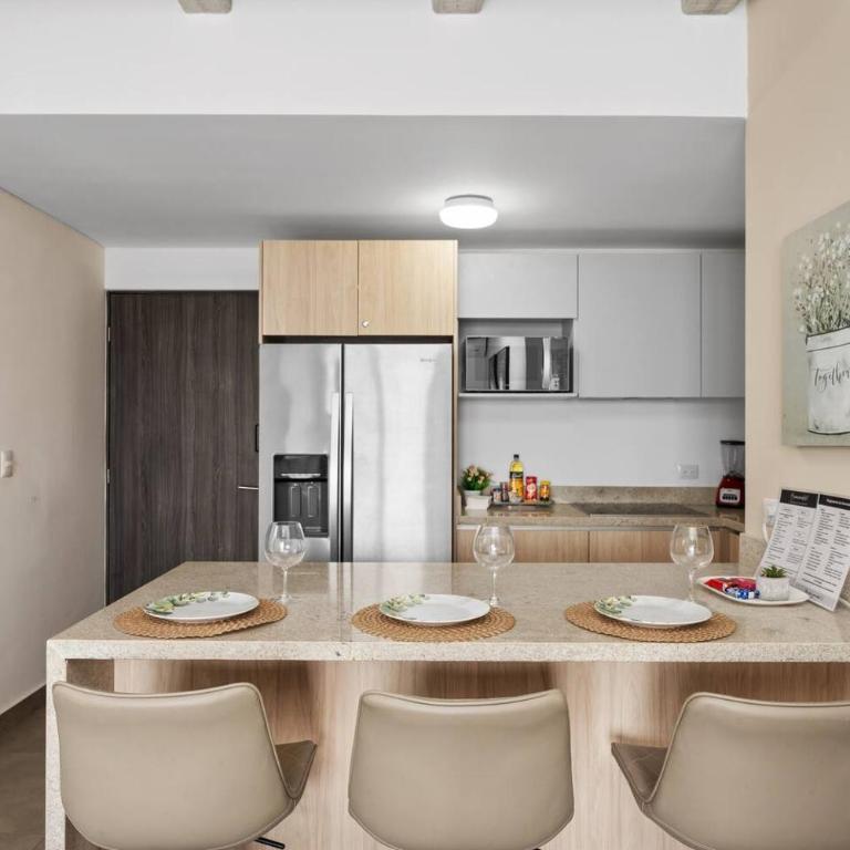 Apt with Sierra Madre views – 2 Bedrms – Amenities - Apartamento - 7