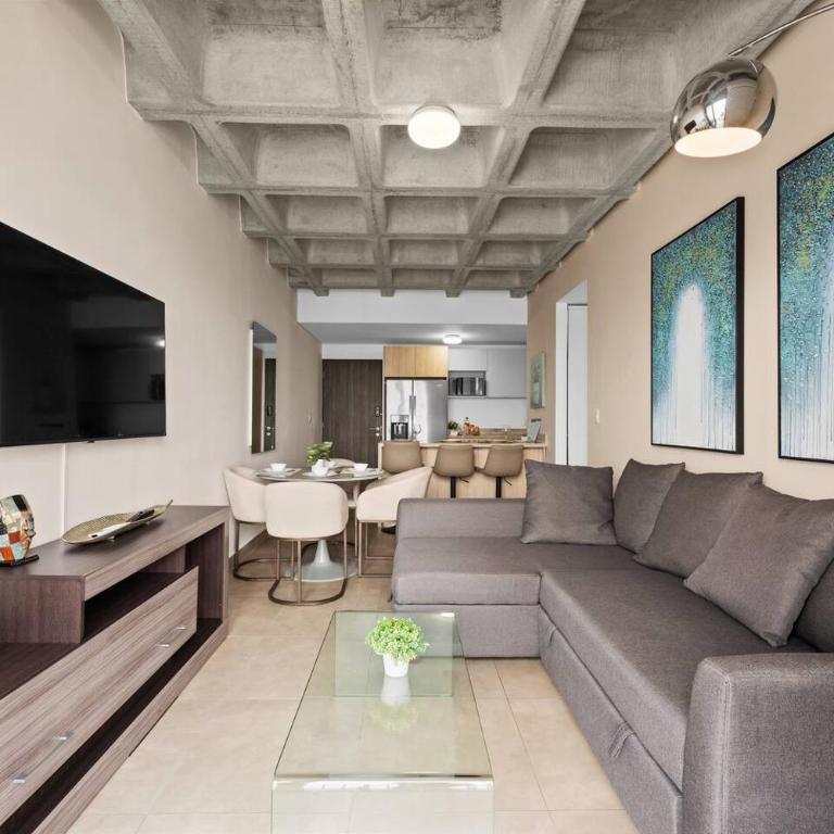 Apt with Sierra Madre views – 2 Bedrms – Amenities - Apartamento - 13