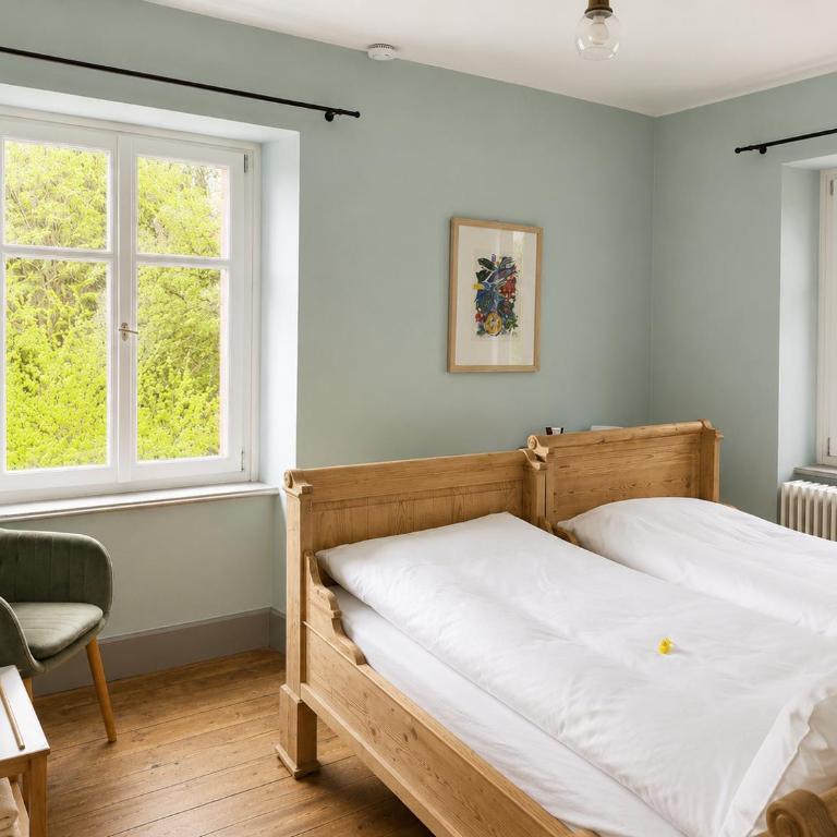 Gasthaus Crestasee - Standard Zweibettzimmer mit Gartenblick - 8