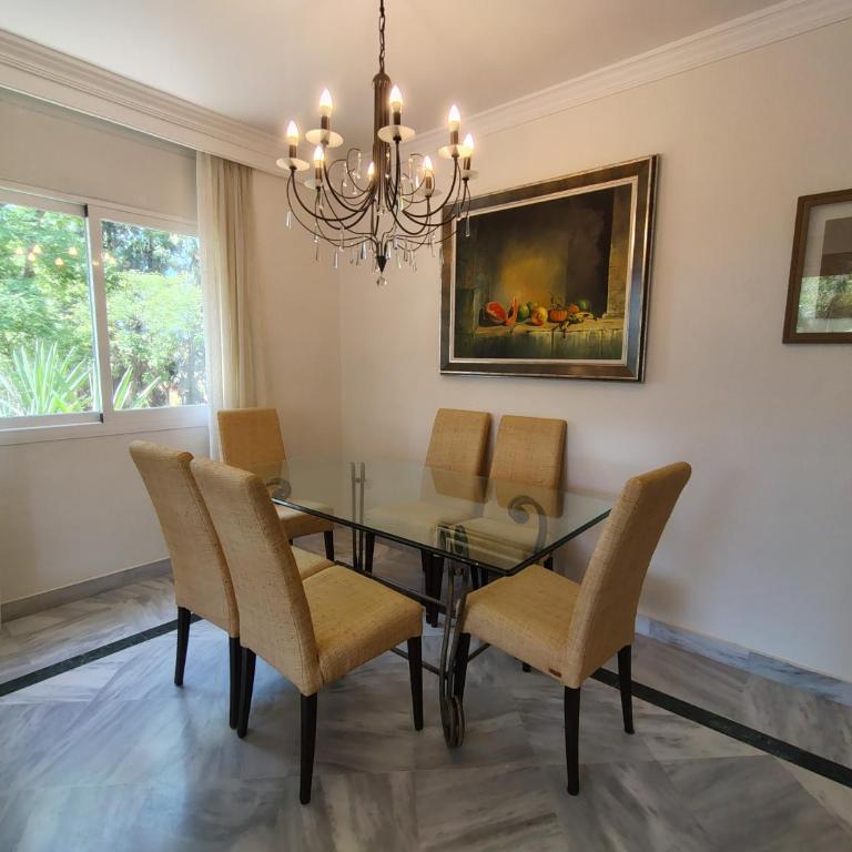 Relax in Banus - 3 bedrooms pools paddle - Pass the Keys - Apartment - 35
