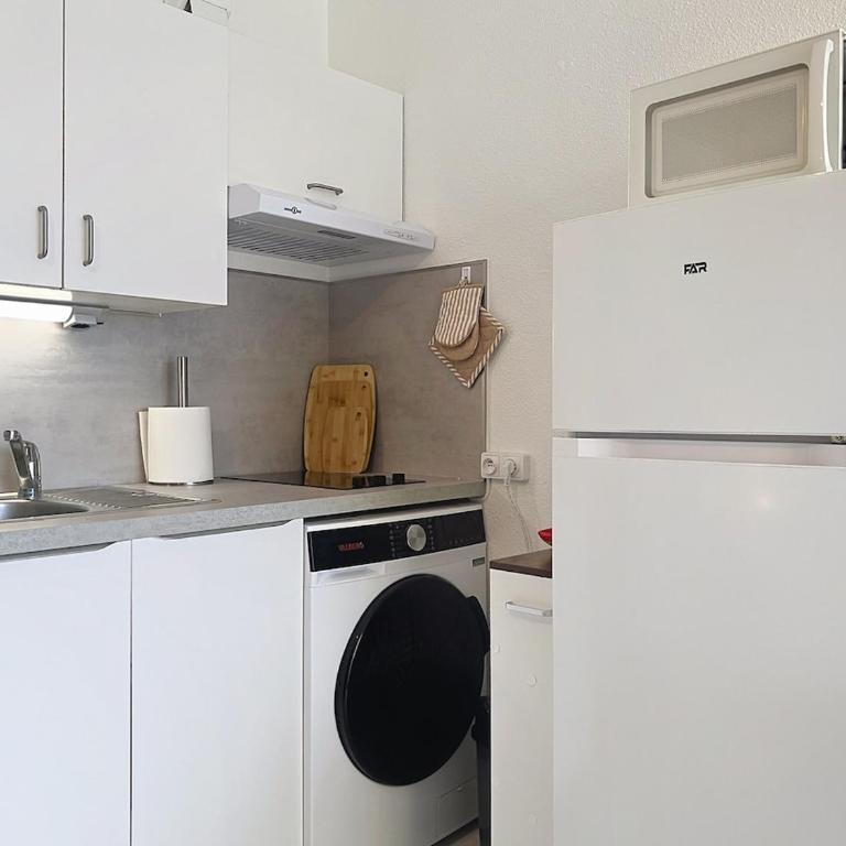 Studio vue mer, terrasse, parking gratuit, climatisation - Apartamento de 1 dormitorio - 2