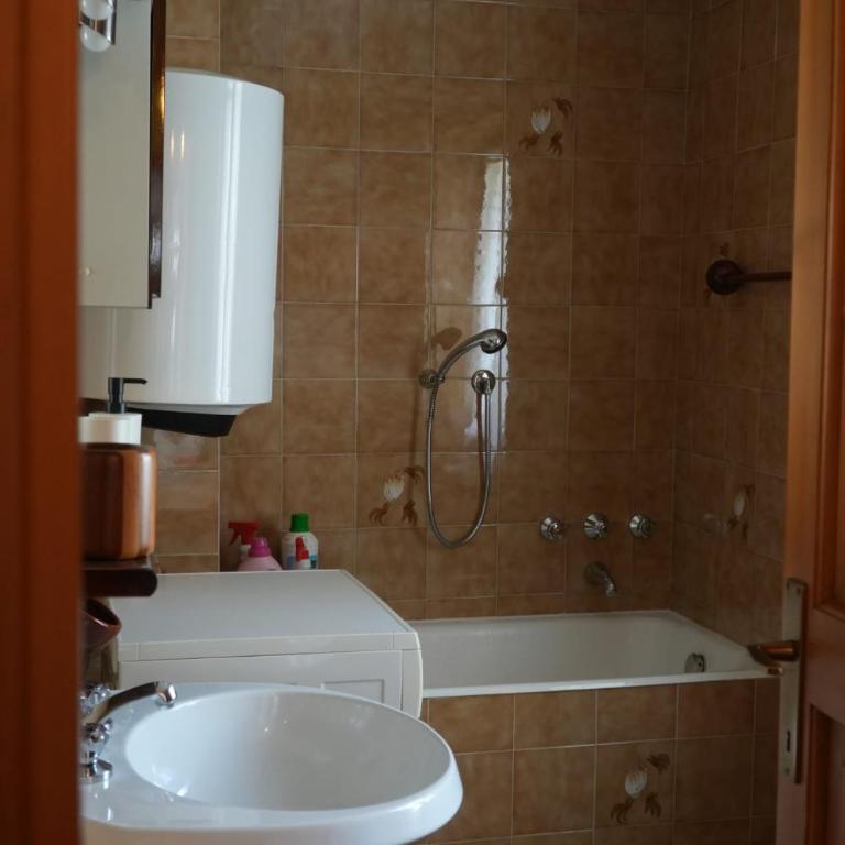 Appartamento Villa Rendena - Two-Bedroom Apartment - 9