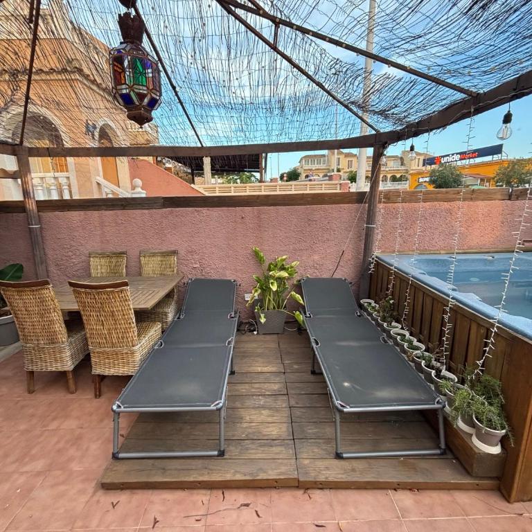 Bungalow en la Playa con Terraza Soleada, Jacuzzi, Solarium, Piscina comunitaria - Apartment mit 2 Schlafzimmern - 39