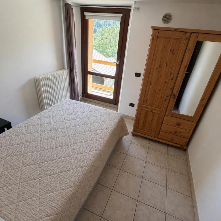 Maison Jaune 26 - Appartamento con 2 Camere da Letto e Balcone - 4