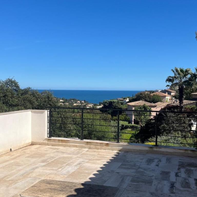 Sea view villa Les Issambres - Villa - 12