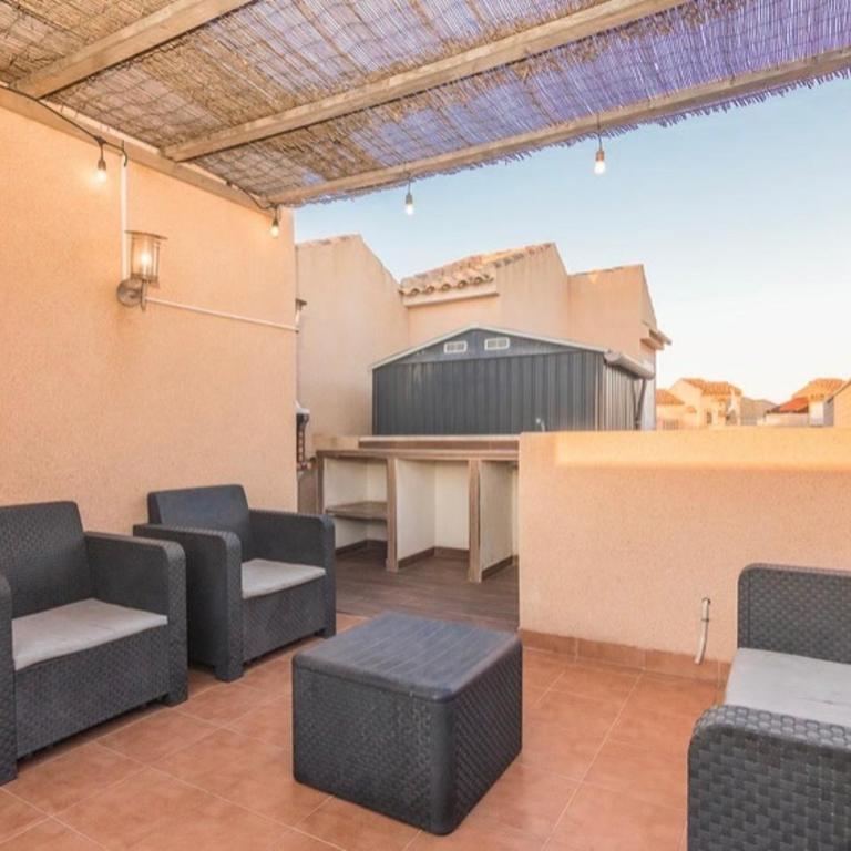 Bungalow en la Playa con Terraza Soleada, Jacuzzi, Solarium, Piscina comunitaria - Apartment mit 2 Schlafzimmern - 28
