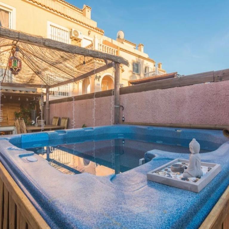 Bungalow en la Playa con Terraza Soleada, Jacuzzi, Solarium, Piscina comunitaria - Apartment mit 2 Schlafzimmern - 10
