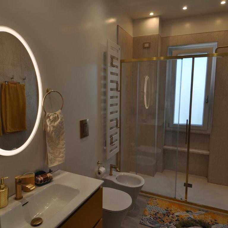 Suite Beach Apartments Cagliari - Deluxe Two-Bedroom Apartment with Garden View - 5