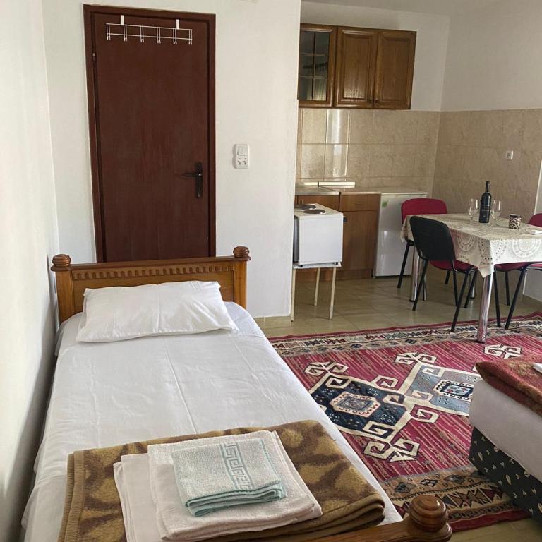 Apartmani MIR - Standard Triple Studio - 4