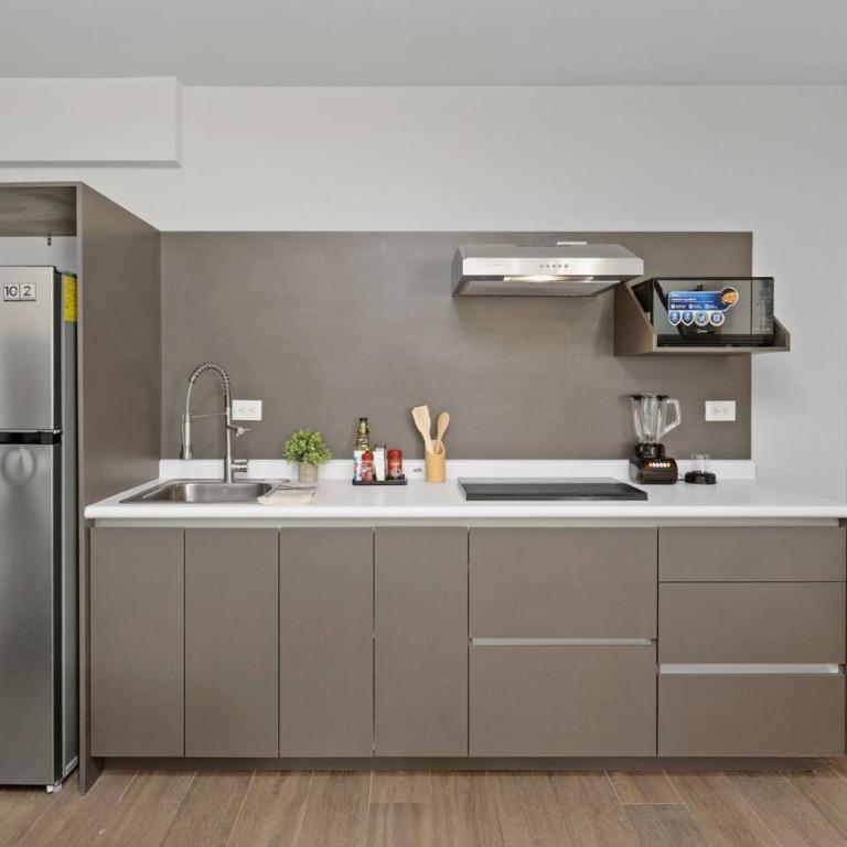 Moderno y Amplio Loft 2 Queens Zona Tec - Apartamento - 4