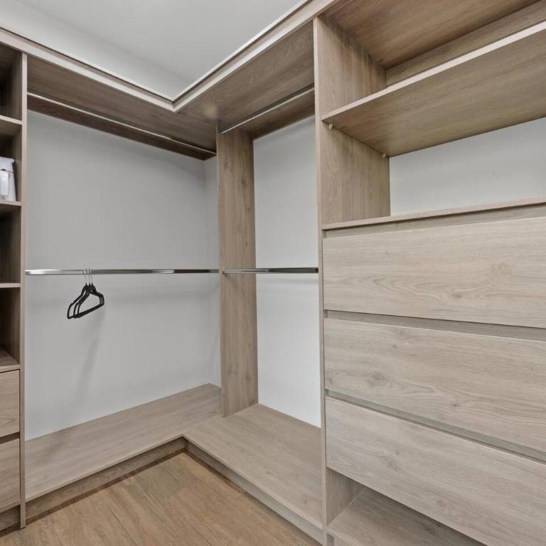 Moderno y Amplio Loft 2 Queens Zona Tec - Apartamento - 10
