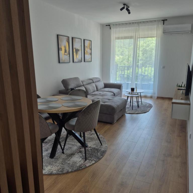Infinity - One-Bedroom Apartment - 7