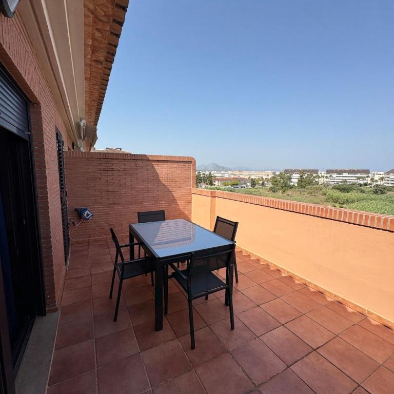 Atico Duplex con vistas al mar - Apartamento de 2 dormitorios - 30