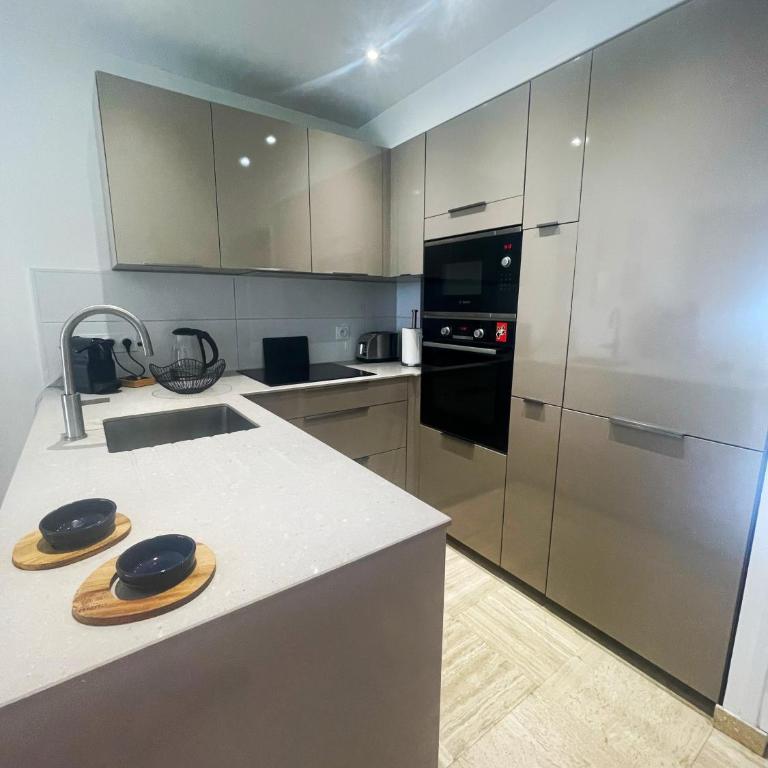 Portissol, T3 calme avec vue, plage à pied 10mn - Appartamento con 2 Camere da Letto - 10