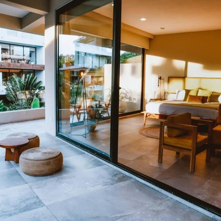 Condominio boho de lujo en La Veleta Alberca y terraza - One-Bedroom Loft Apartment with Balcony - 1