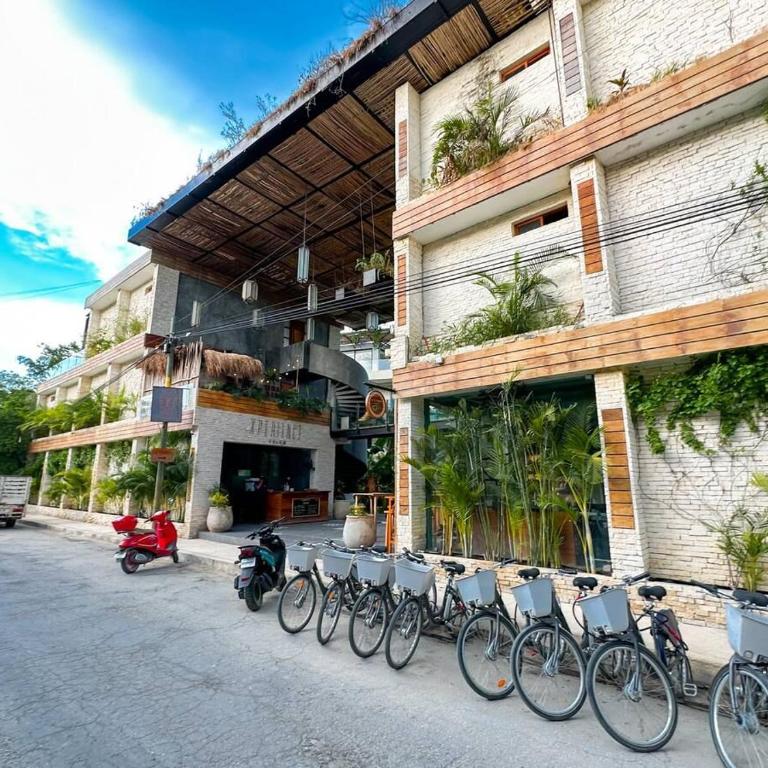 Condominio boho de lujo en La Veleta Alberca y terraza - One-Bedroom Loft Apartment with Balcony - 5