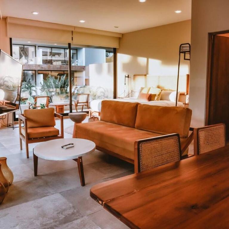 Condominio boho de lujo en La Veleta Alberca y terraza - One-Bedroom Loft Apartment with Balcony - 10