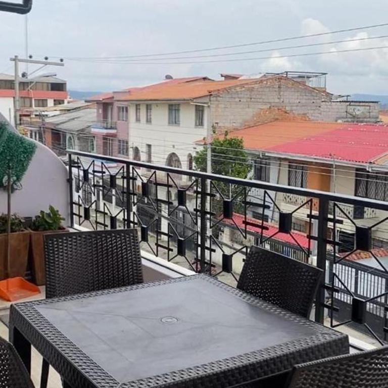 Encantador departamento Junto al Museo Pumapungo - Two-Bedroom Apartment - 3