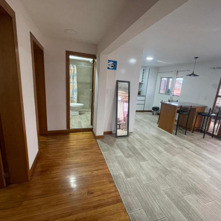 Encantador departamento Junto al Museo Pumapungo - Two-Bedroom Apartment - 12